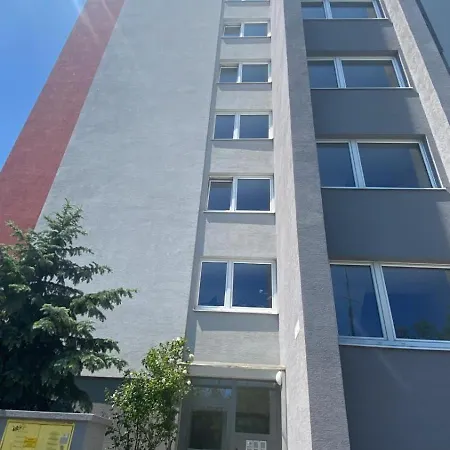 홈스테이 Maxwel Twin In Flat With Shared Bathroom And Kitchen 2 Single Beds Forest 5 Minutes And Playgrounds Are 15 Mins Walking Free Tennis Court