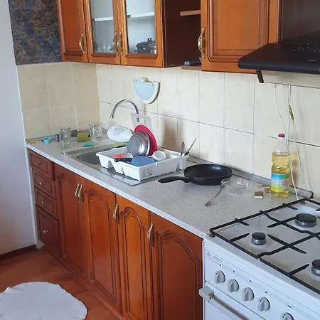 Ubytování v soukromí Maxwel Twin In Flat With Shared Bathroom And Kitchen 2 Single Beds Forest 5 Minutes And Playgrounds Are 15 Mins Walking Free Tennis Court *